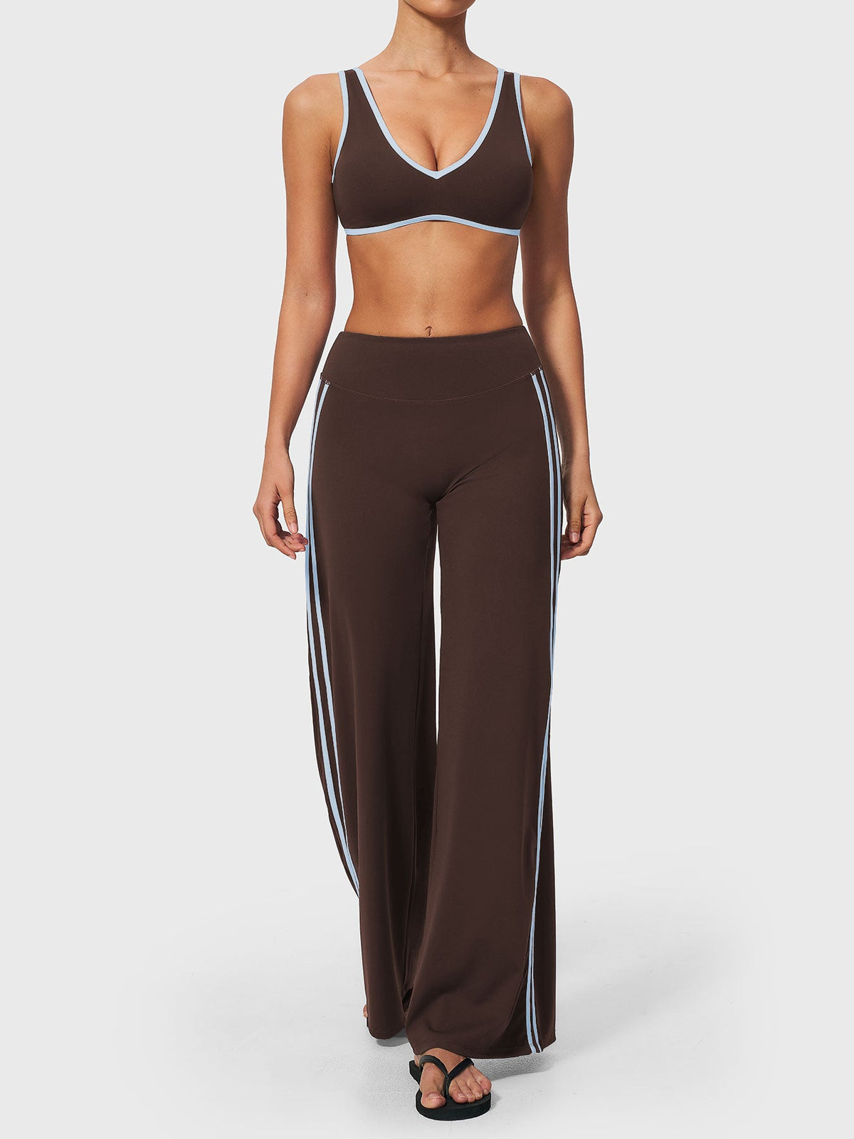 VYRA Ease Color-Block Sports Bra