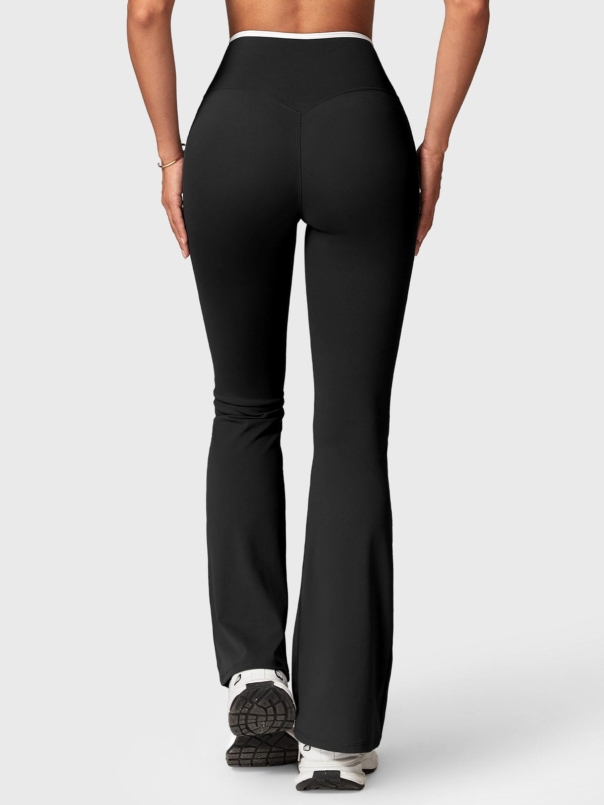 VYRA CoreFlex Contrast-Trim Flare Leggings