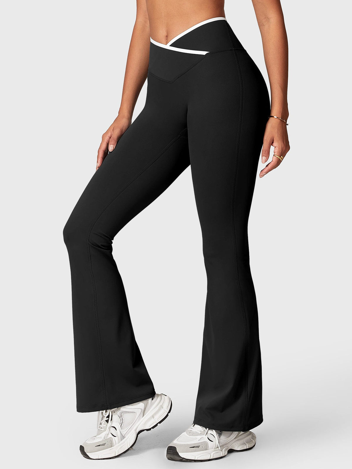 VYRA CoreFlex Contrast-Trim Flare Leggings