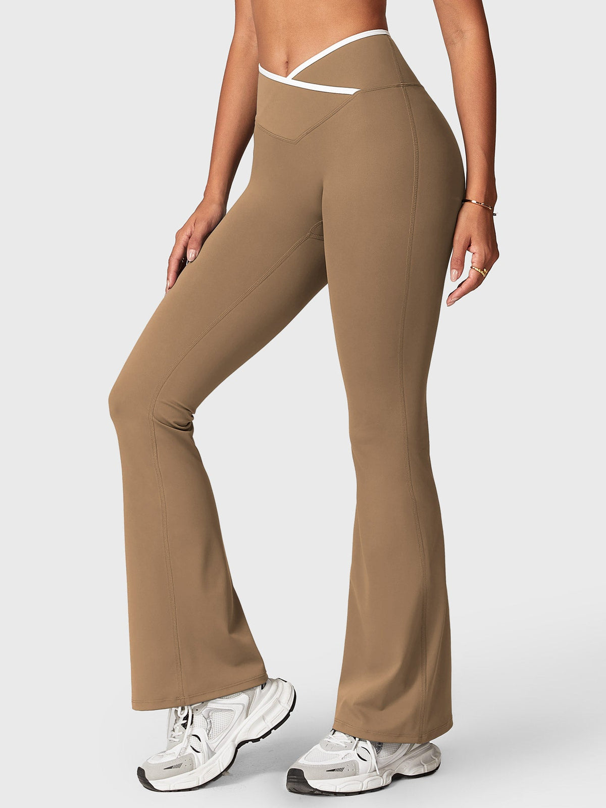 VYRA CoreFlex Contrast-Trim Flare Leggings
