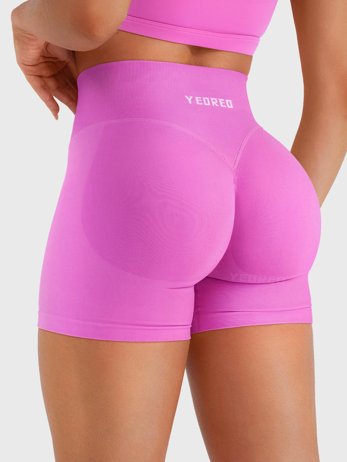 VYRA Contour 4.5-Inch Seamless Shorts