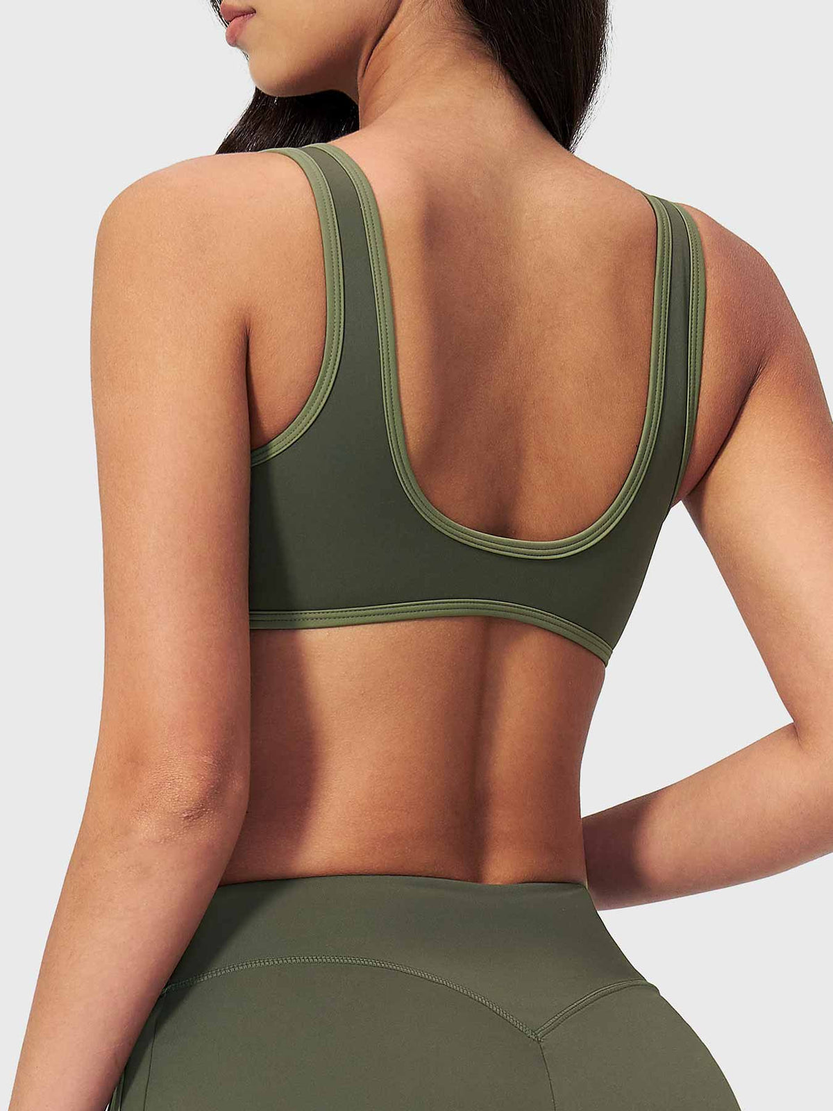 VYRA Ease Color-Block Sports Bra