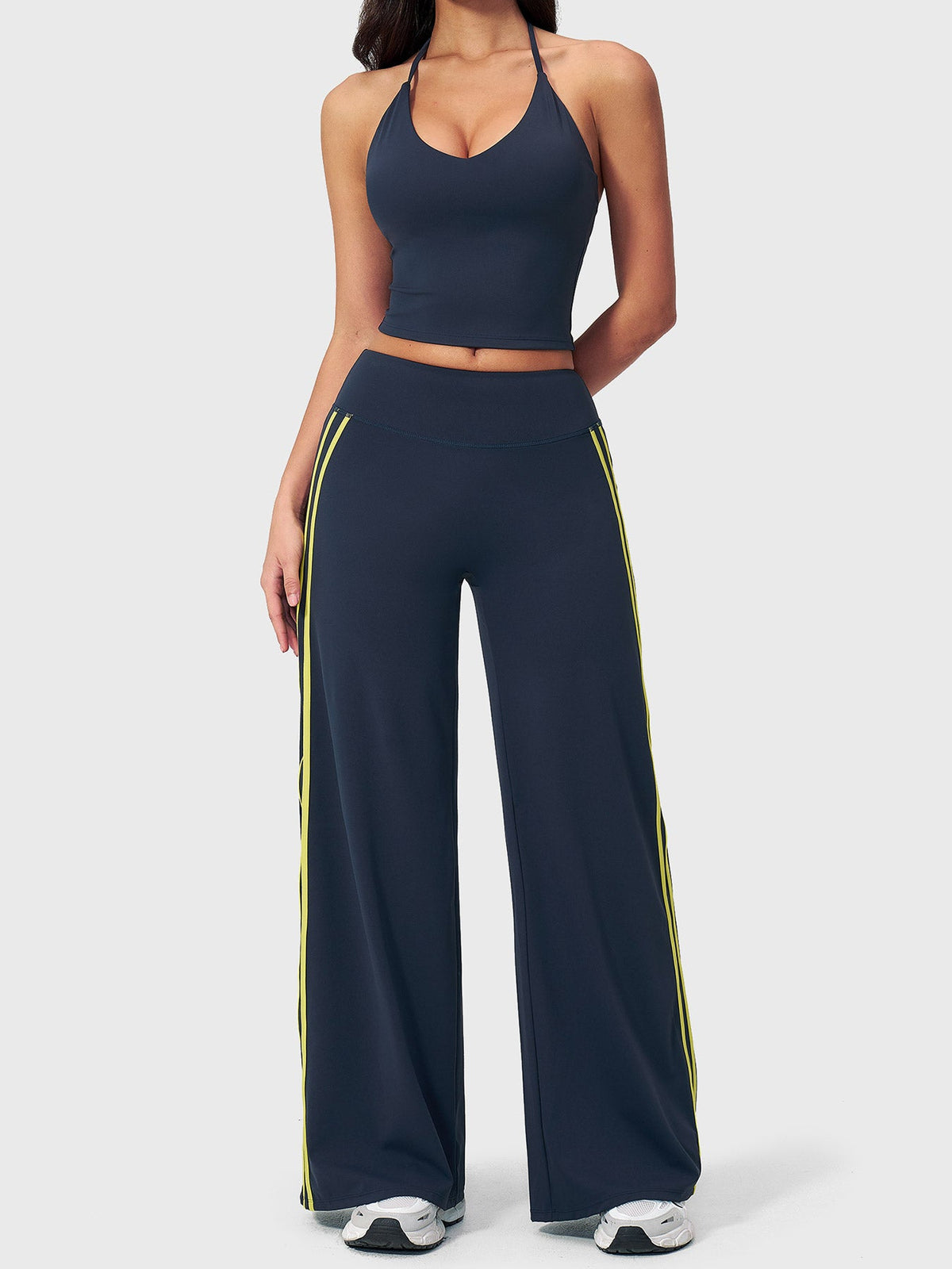 VYRA Ease Side-Stripe Straight Leggings