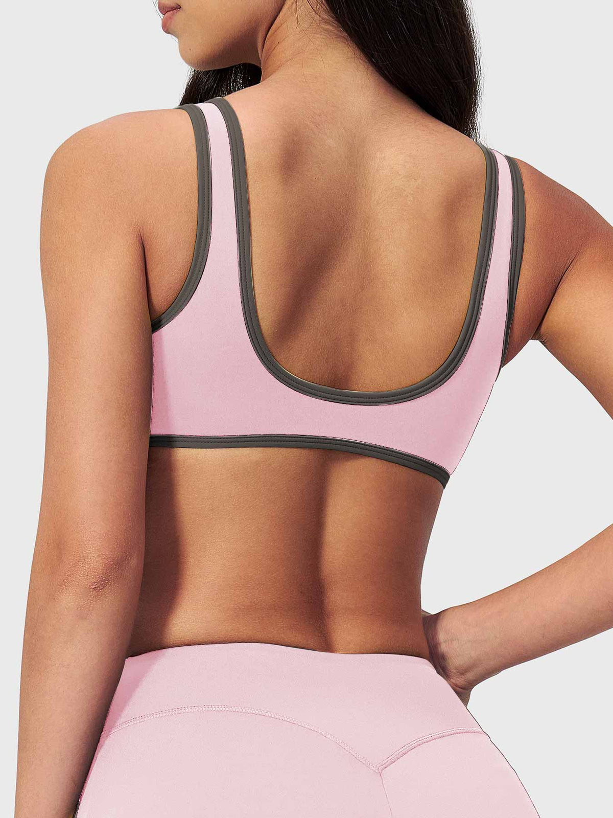 VYRA Ease Color-Block Sports Bra